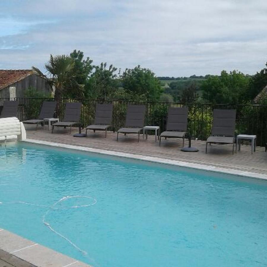 gite avec piscine dans le gers
